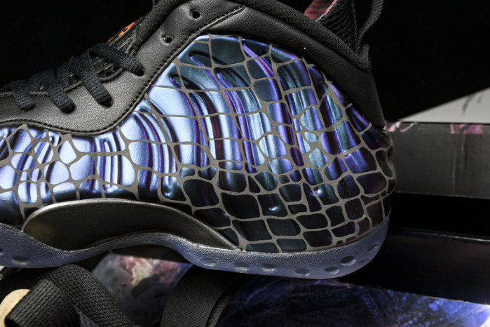 Tekken 8 x Air Foamposite One Premium Kazuya Mishima FQ9050-400