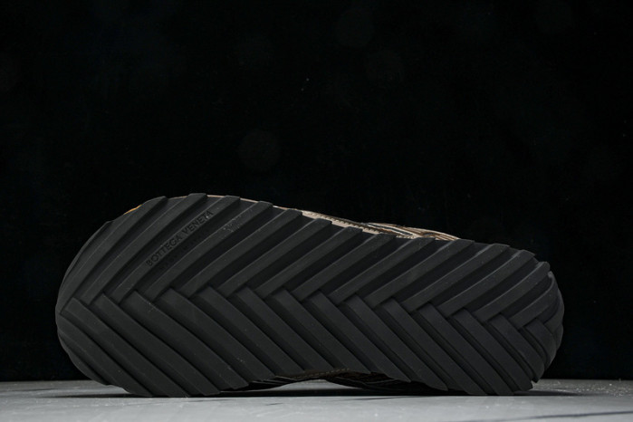 bo*te*ga Ve*ne*ta sneaker copshpe bv-58