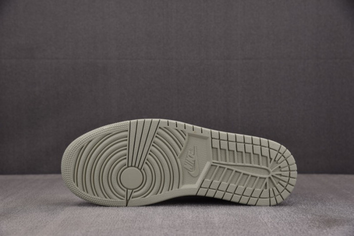 Jordan 1 Retro Low OG Zion Williamson Voodoo Alternate IH2309-500