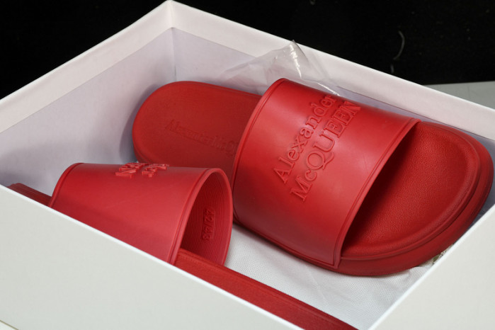 M*Q*en slide cophsoe mqs-04