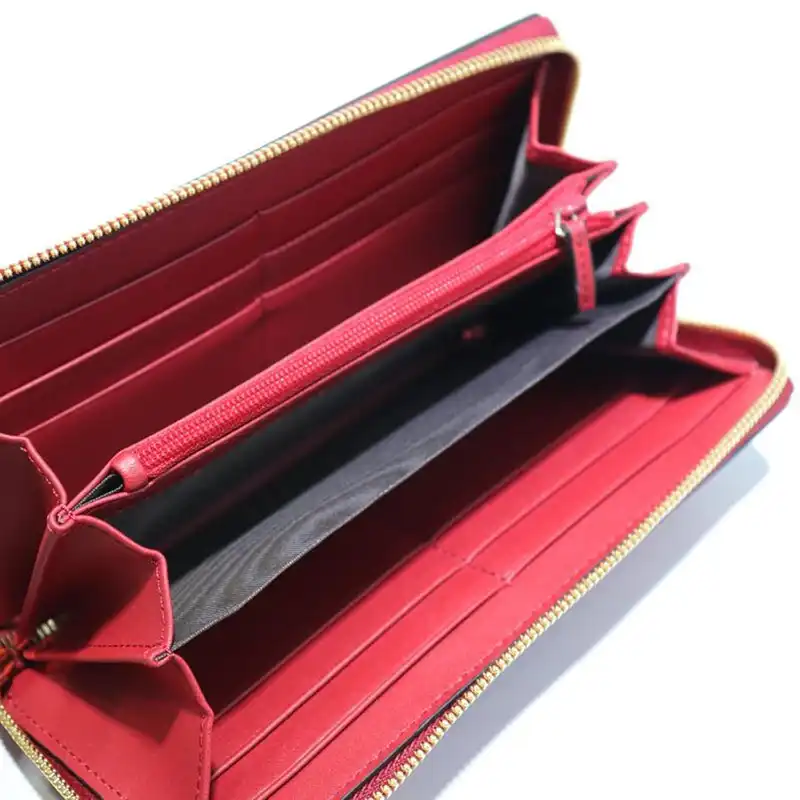 G*u*i brand handbags zip around wallet 1904g0032