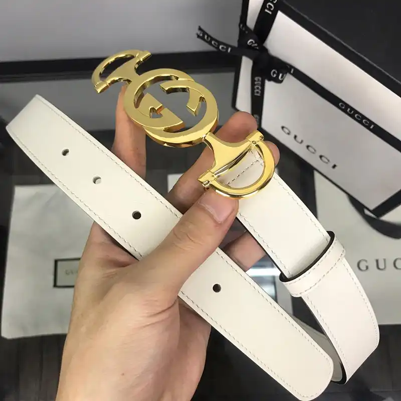 G*u*i s belte 1905bl0422