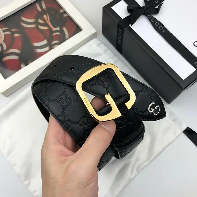 G*u*i s belte 1907bl0091