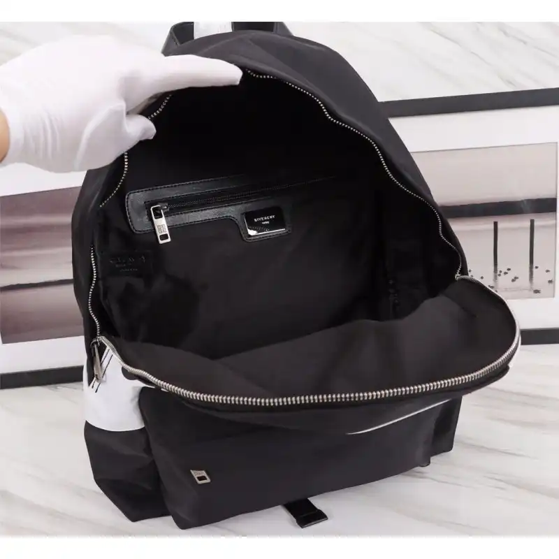 Givenchy Bags 1910GIV0037