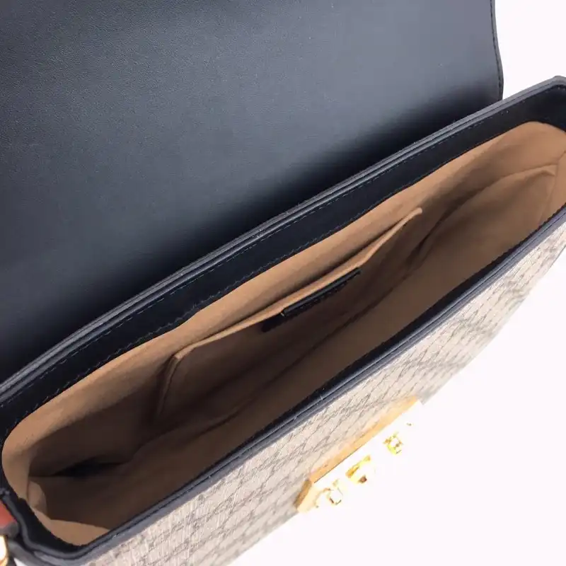 G*u*i bags 19b57g0048