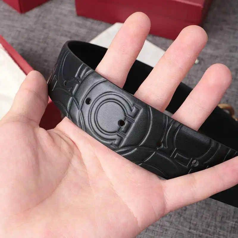 Salvatore Ferragamo s Belte 19xf0094