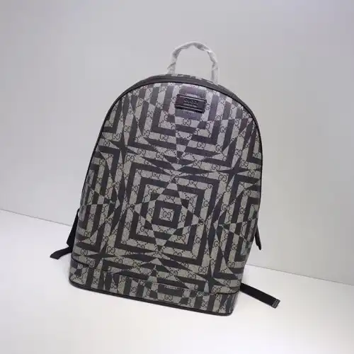 G*u*i backpack 19gm0054