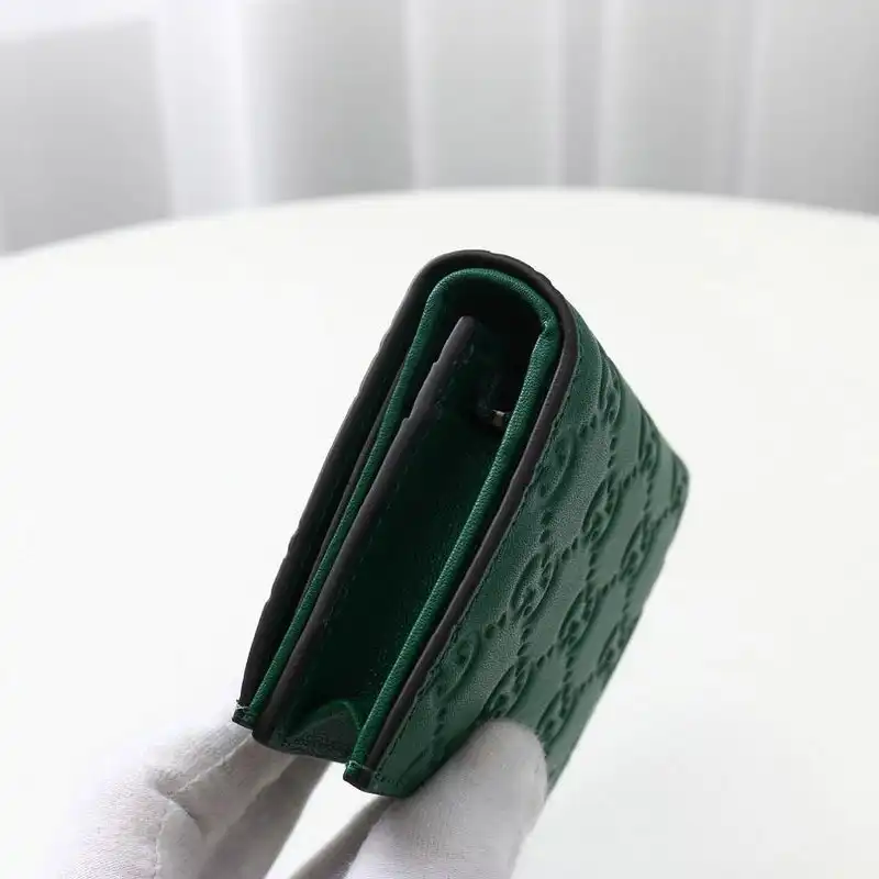 G*u*i bags 20b570282