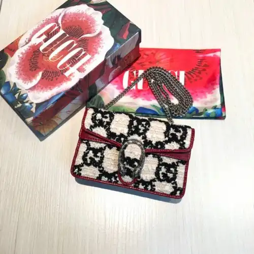 G*u*i bags 20guc0172