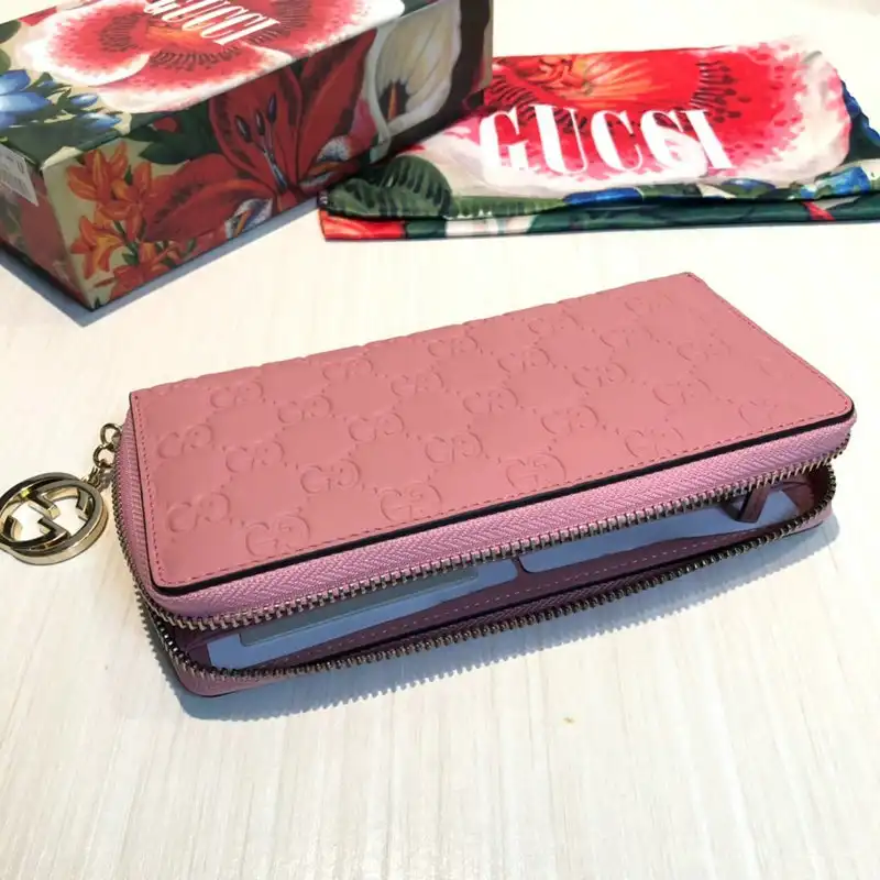 G*u*i bags 20guc0206