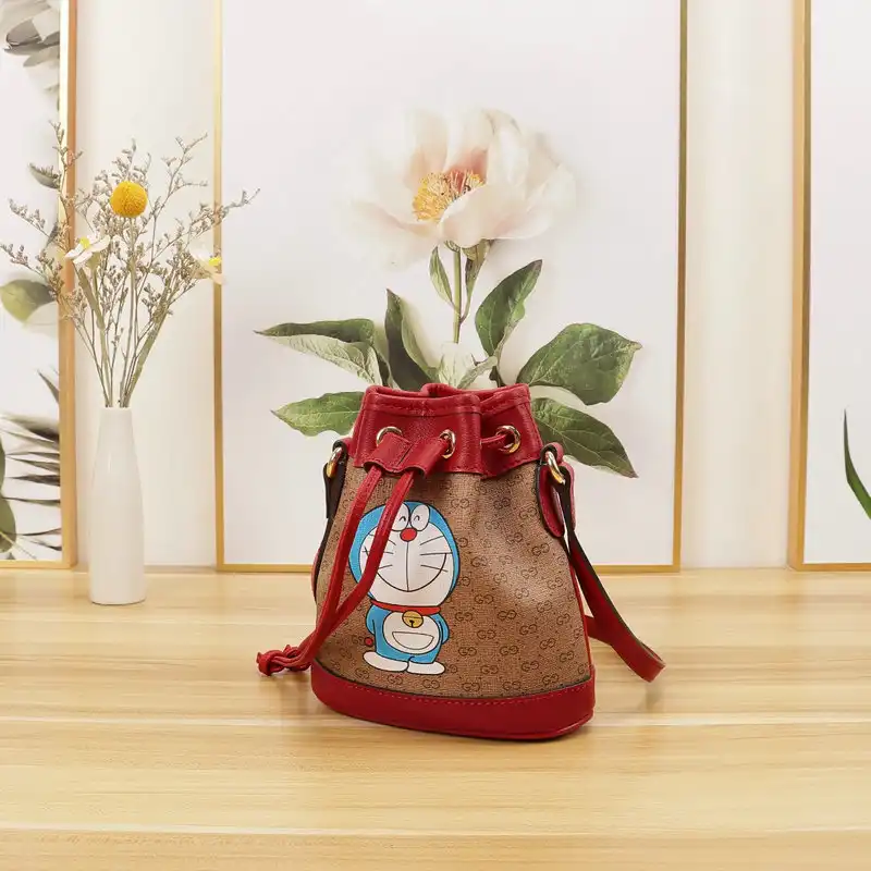 G*u*i bags 2104dj0073