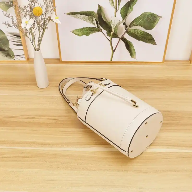 G*u*i s bags 2108dj0074