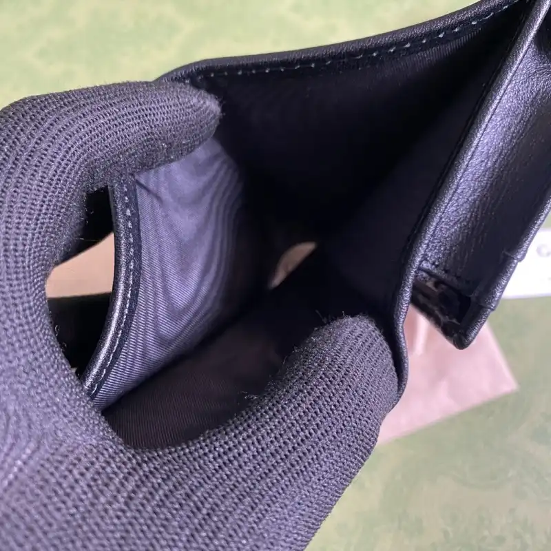 G*u*i s bags 2108ya0067