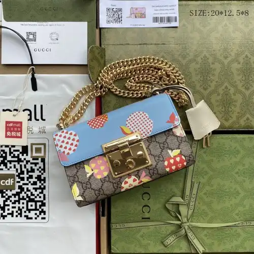 G*u*i s bags 2108ya0073