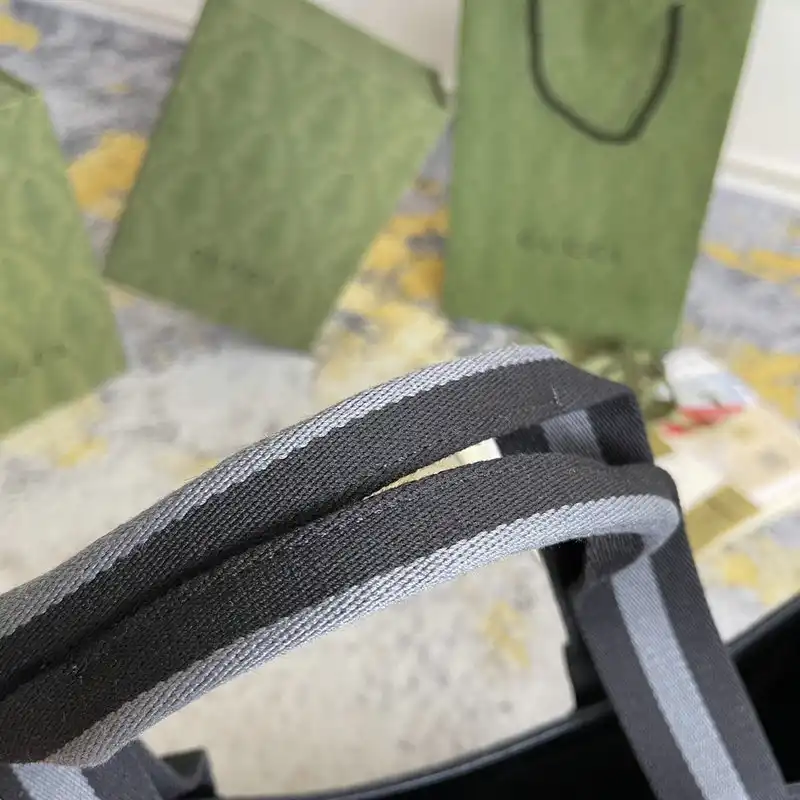 G*u*i bag 2110dj0031