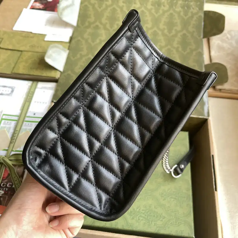 G*u*i bags 2110ya0002