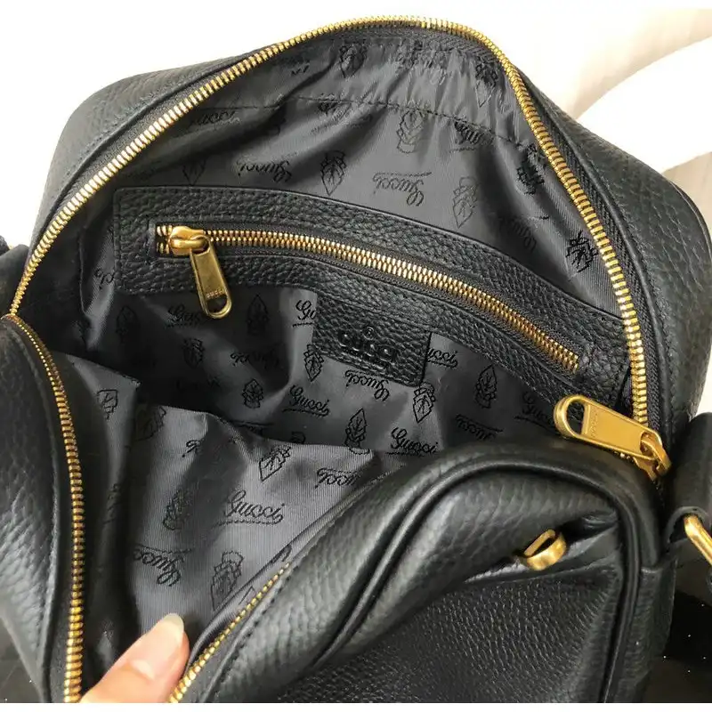 G*u*i s bags 2110yz0043