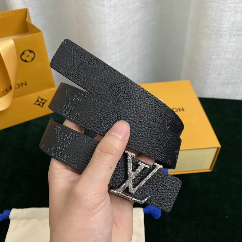 LV Belts 2202XA0049
