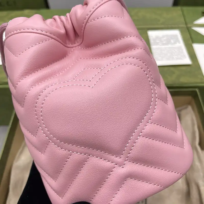 G*u*i bag 2204ht0027