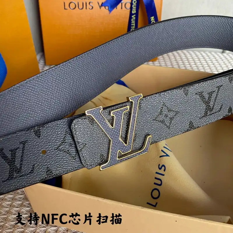LV Belts 2204XF0010