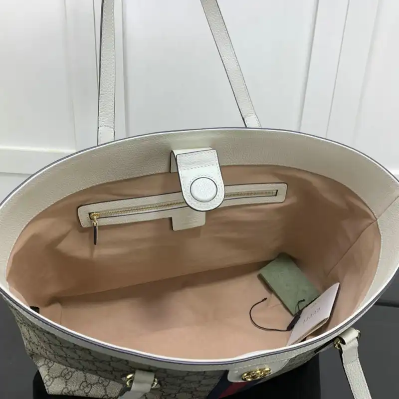 G*u*i bag 2204ya0017