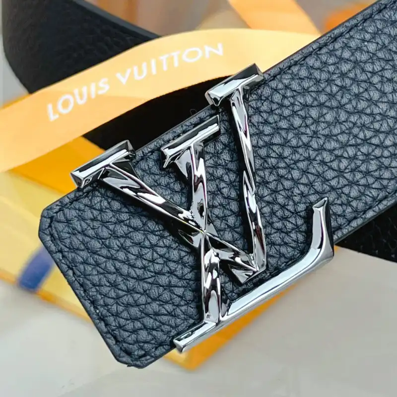 LV Belts 2207XF0009