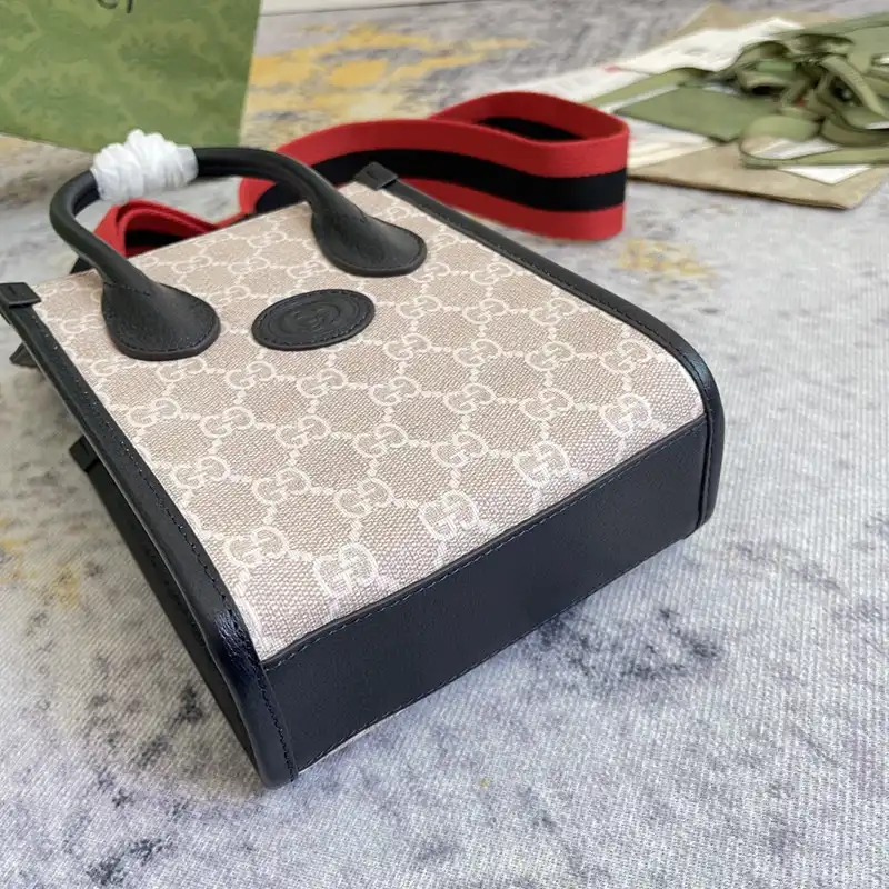 G*u*i bag 2212dj0035