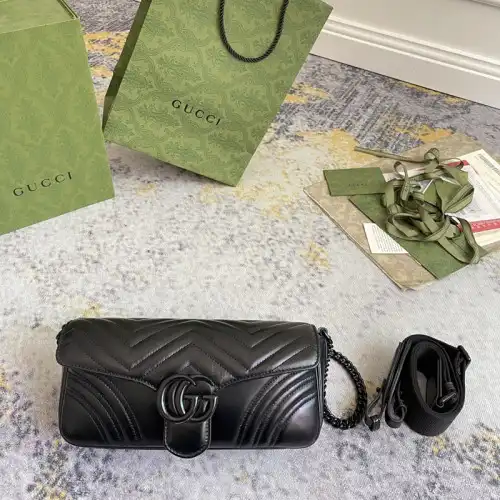 G*u*i bag 2301dj0010