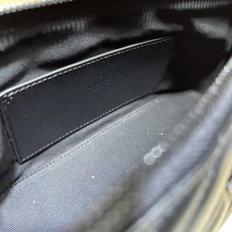 G*u*i bag 2304ya0092