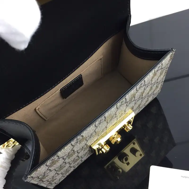 G*u*i bag 2309ya0067