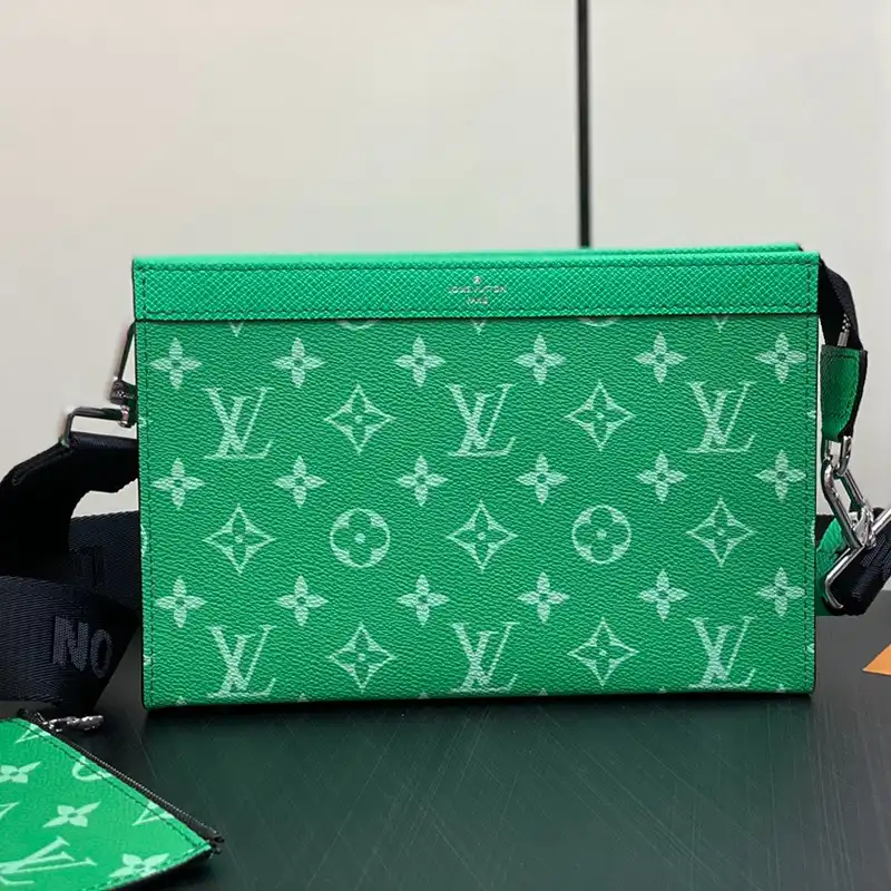 LV Bags 2401YA0026