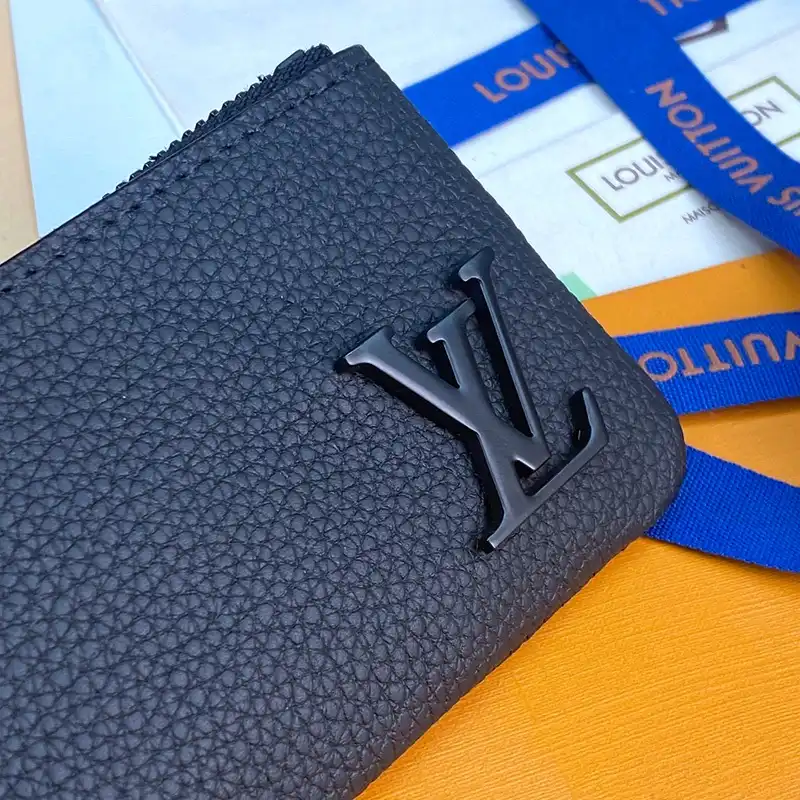 LV Bags 2401YA0100