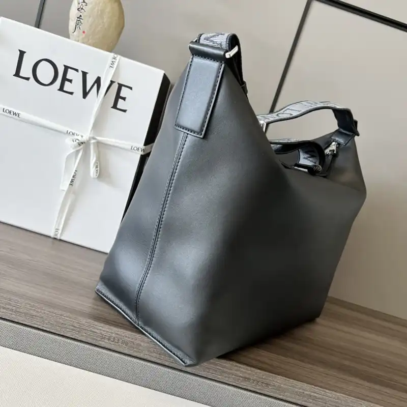 Loewe Bags 2404YA0076