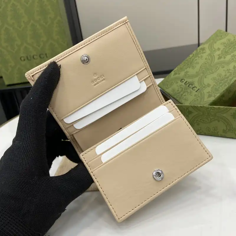 G*u*i bags 2407yz0254