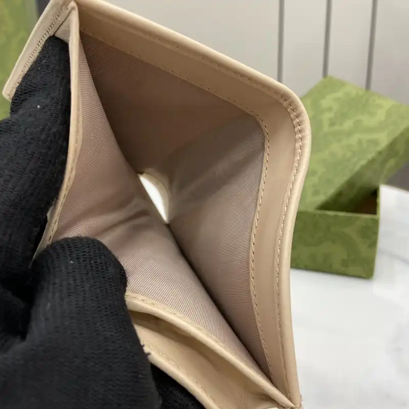 G*u*i bags 2407yz0254