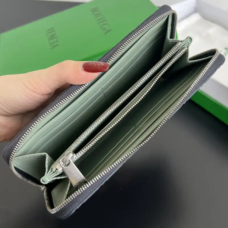 Bottega Veneta Bags 2409SF0023