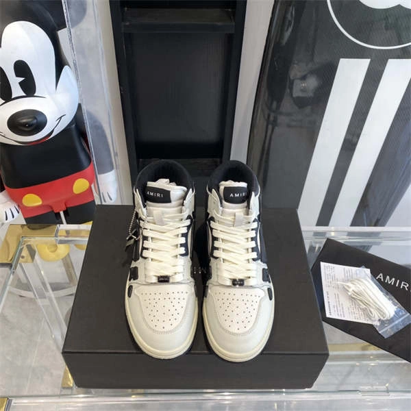 AMIR1 SNEAKERS GoAnywhere 667