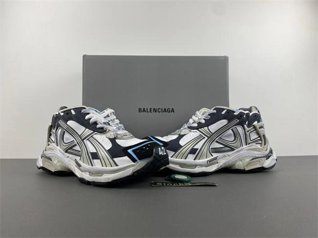 TechFriendly Balenciaga  772774-W3RNY- 4294
