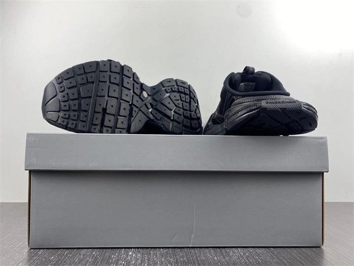 Lightweight Balenciaga 742672 W3XL1 4385