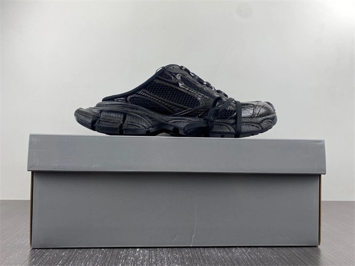 Lightweight Balenciaga 742672 W3XL1 4385