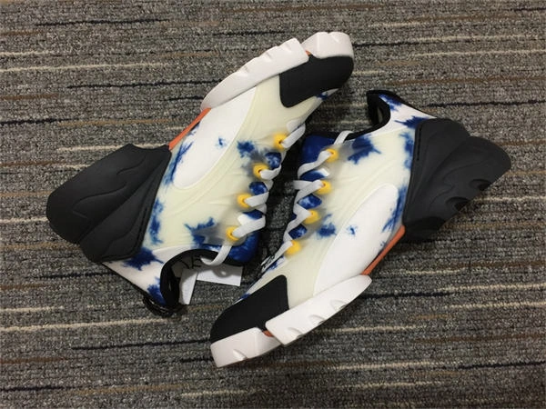 DR  Sneakers Unique 1333