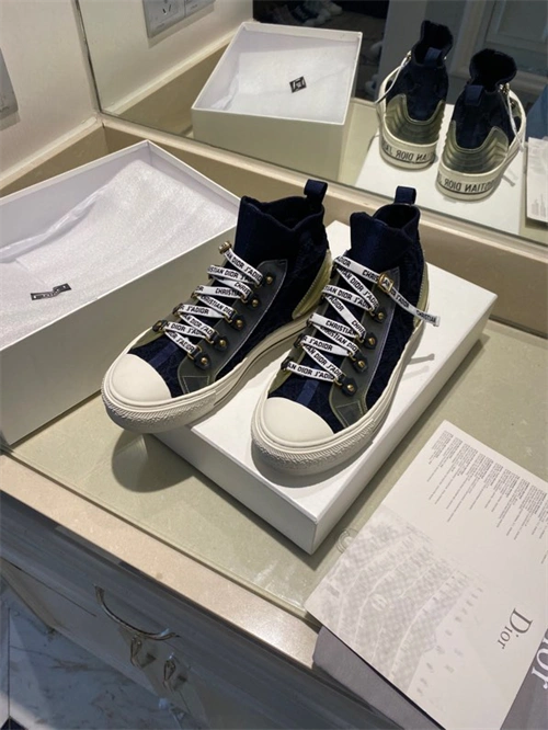 SmoothTexture DR Sneaker 1077