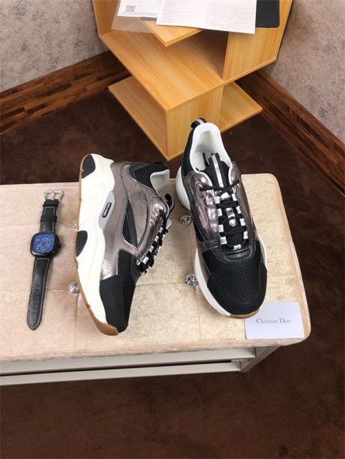 Vibrant DR Sneaker 1121