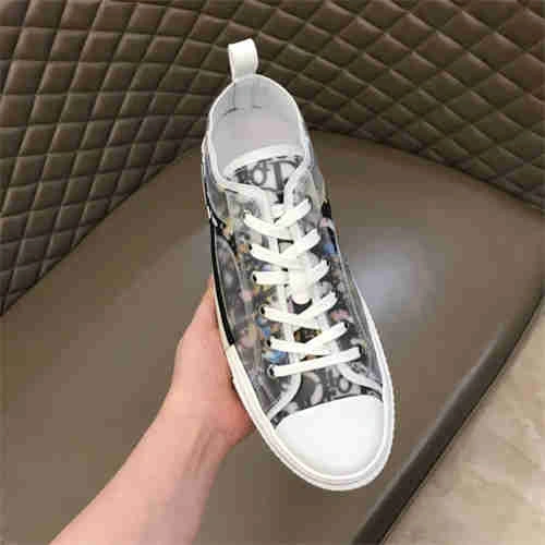 Packable DR Sneaker 1155