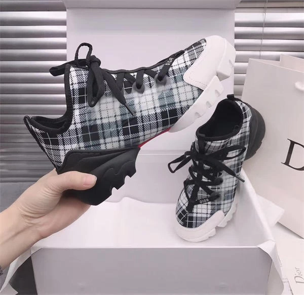 UrbanChic Dr Sneaker 1468