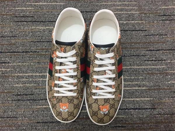 G*u*i ace sneaker zipup 130