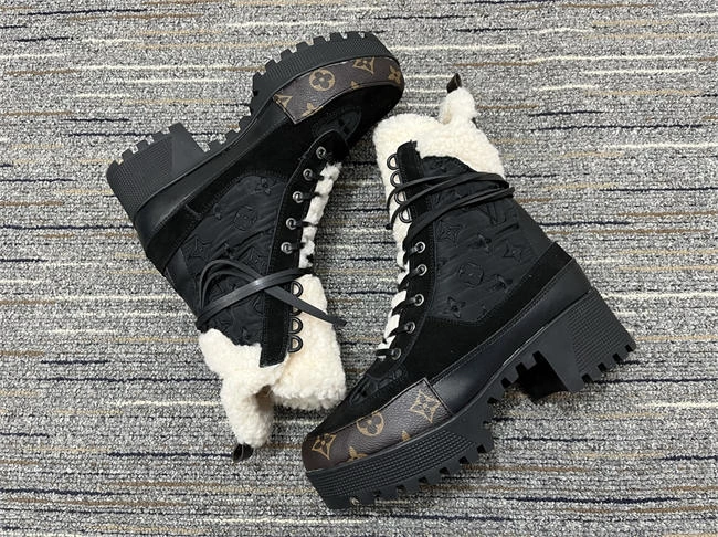 softtouch G*u*i boot women 514