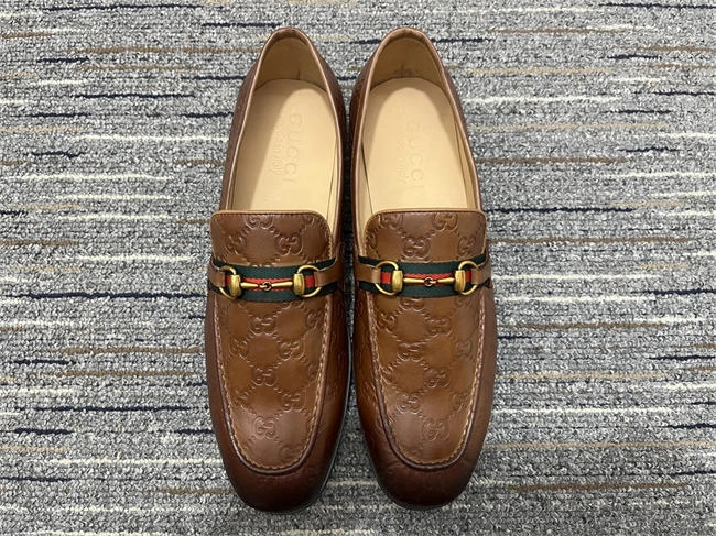 sunprotective G*u*i loafer 352