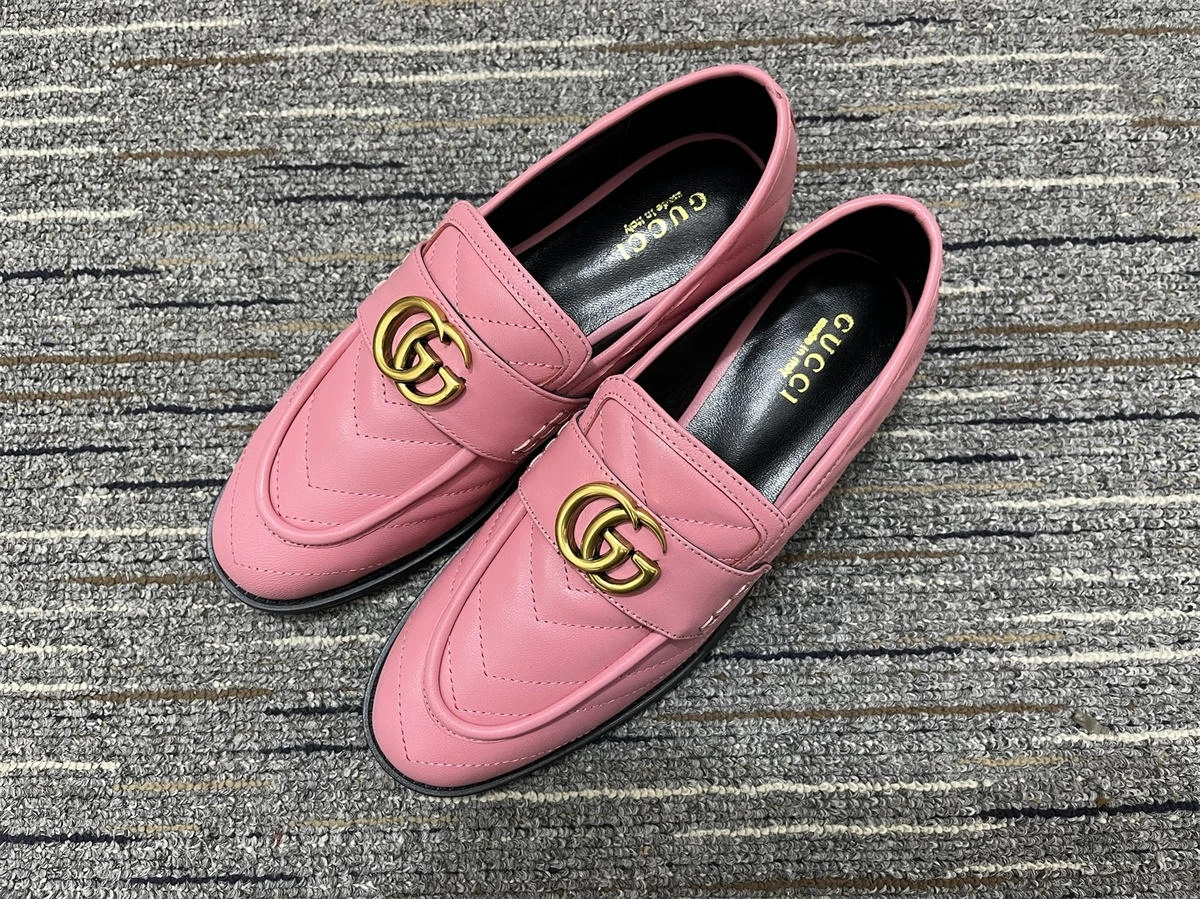 timeless G*u*i loafer women 353