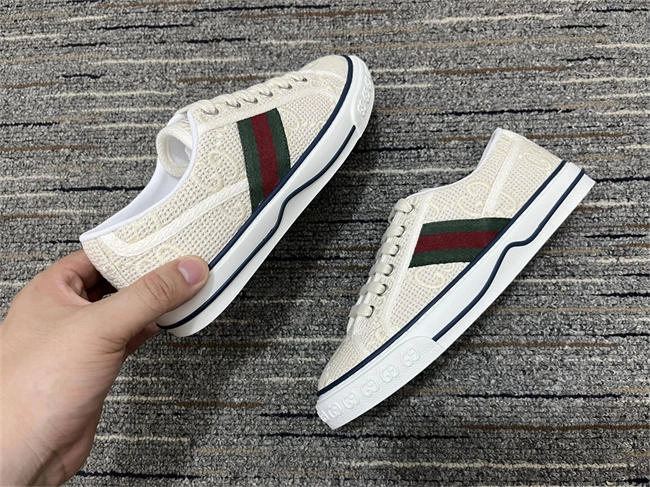 softtouch G*u*i signature slip-on sneaker 297